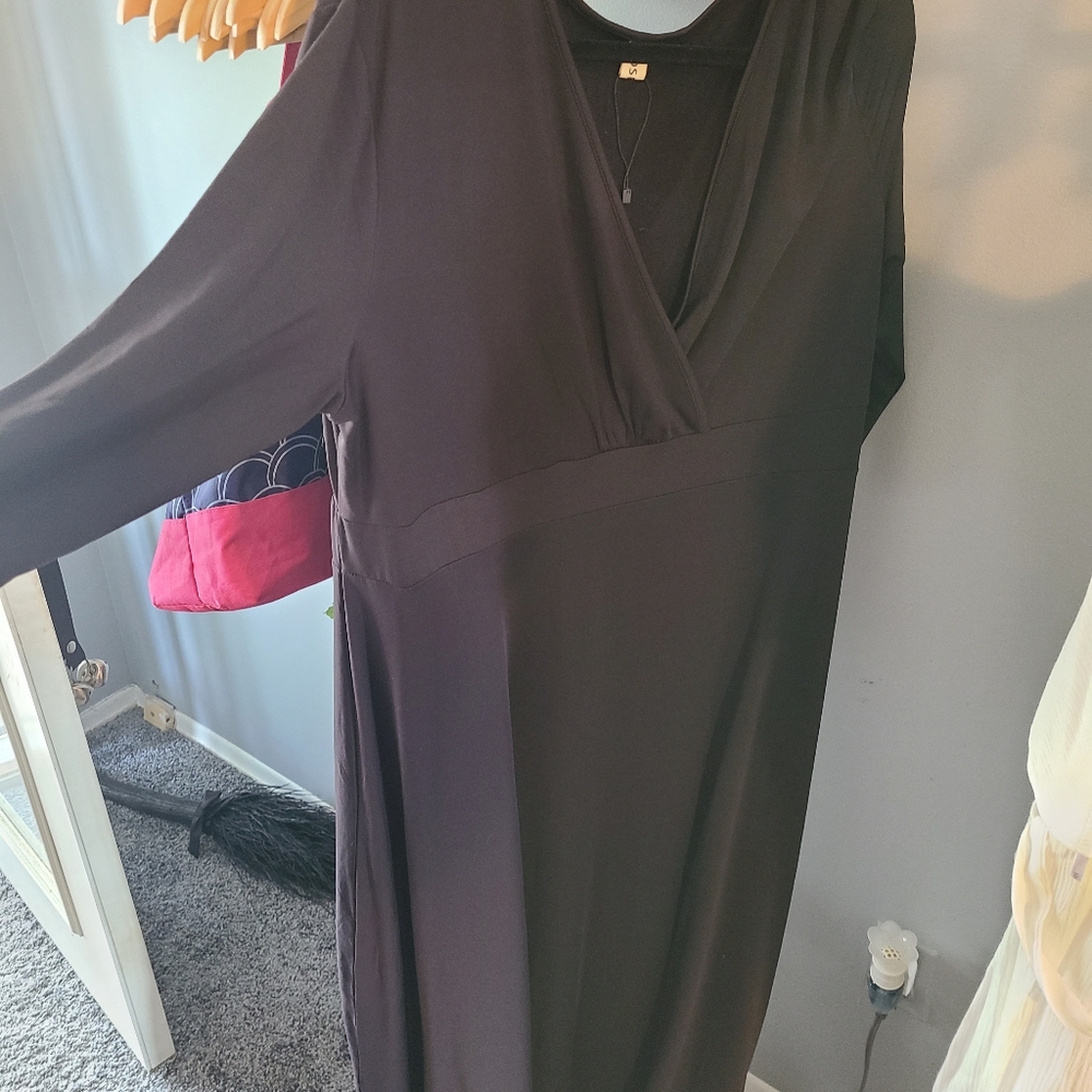 Black maxi dress long sleeve v neck